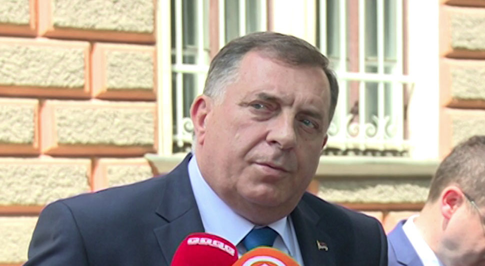 62910c178f8e1-dodik .jpg